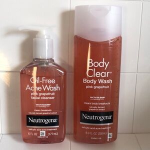 Neutrogena Pink Grapefruit 
Oil-Free Acne Wash &
Body Clear Body Wash
Brand New